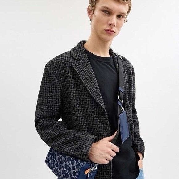 NEW Coach Axel Crossbody In Signature Denim CY892 IN Silver/Demin/deep blue - Picture 2 of 12